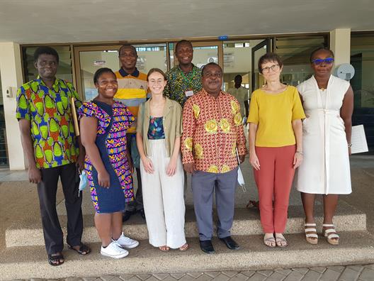 Group foto together with the vice-chancellor of KTU